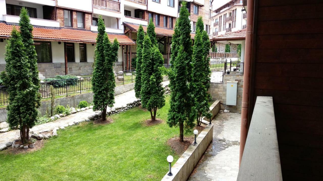 Pine Tree Apartment 3 - B3 Bansko Bagian luar foto